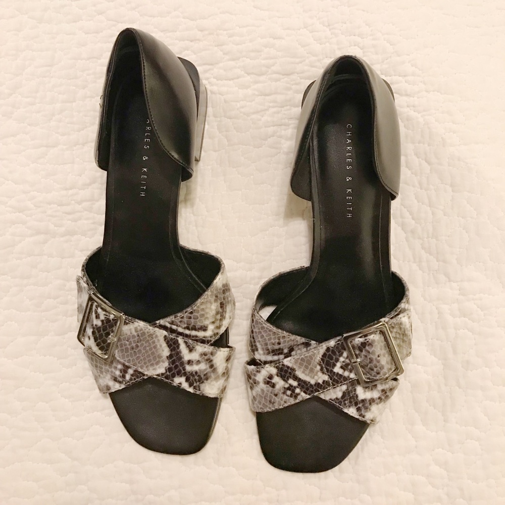 snake skin criss cross buckle sandals